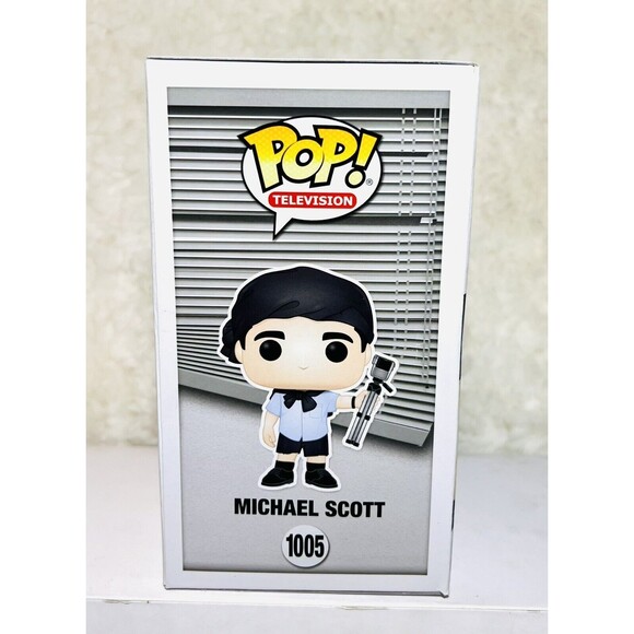 Funko Pop The Office Michael Scott Survivor with Camera #1005 w/Protector - Picture 4 of 6
